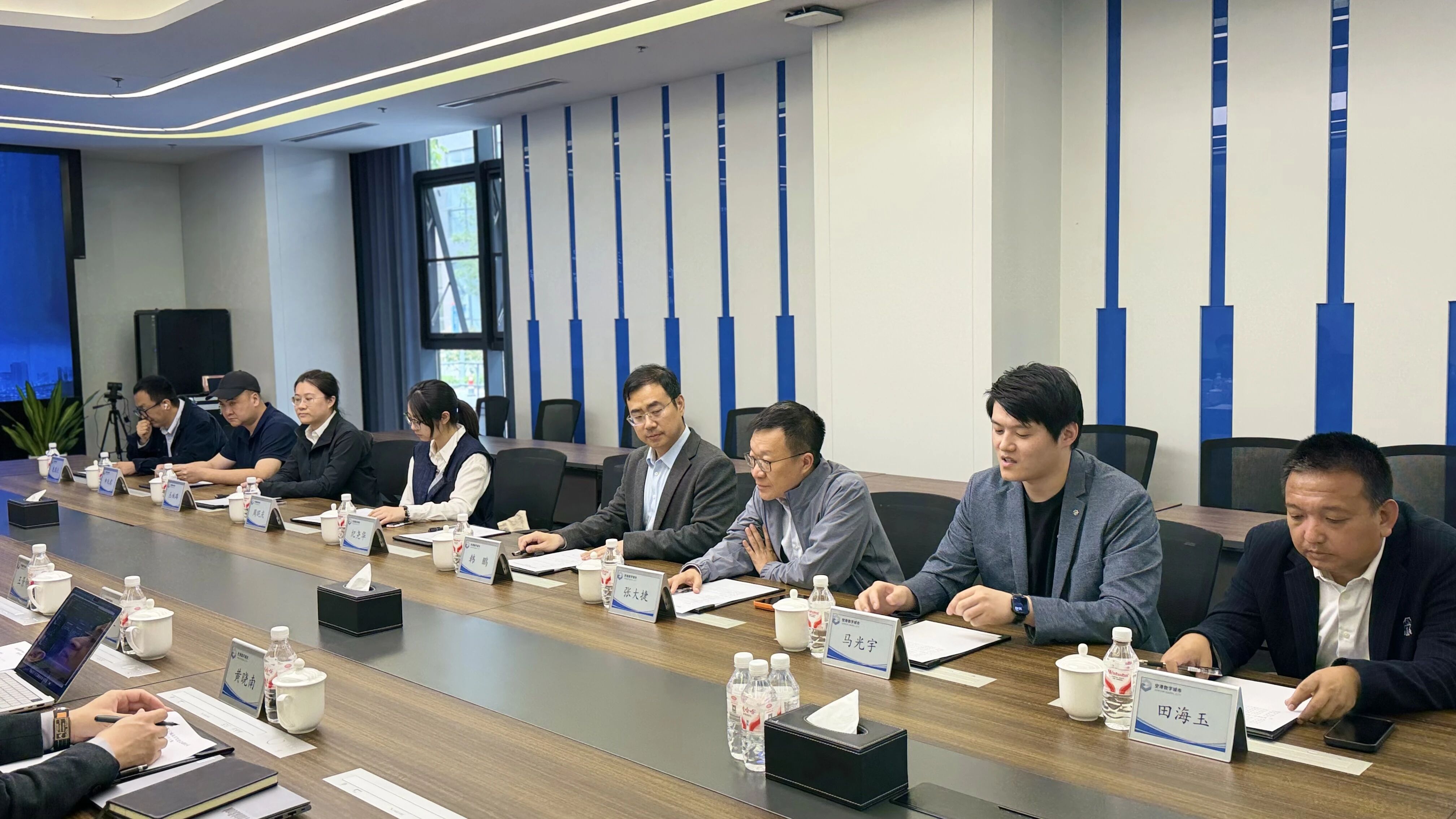 合作健企|腾讯云、杭州炽橙赴数字城市公司考察交流 共探“智能体+X”合作新范式